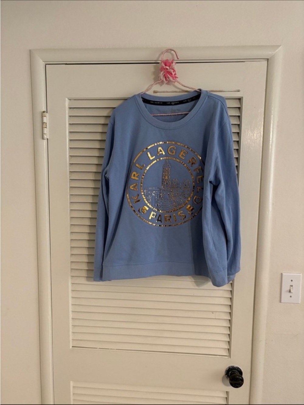 Karl Lagerfeld Kids Light Blue Long-Sleeve Gold Logo Sweatshirt size L
